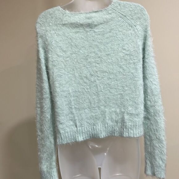 NWOT Live Love Dream Mint Cropped Sweater. Size S small 4/6 - Picture 4 of 9